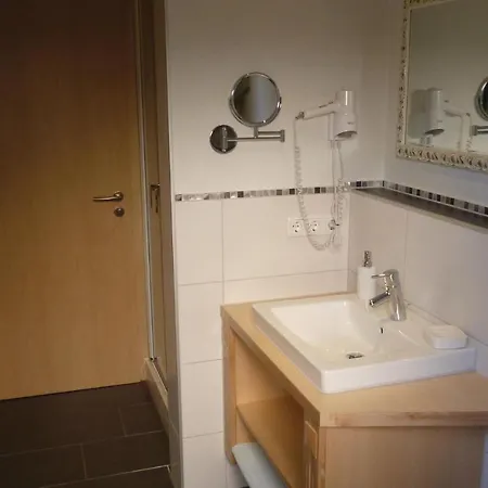 Amazing In With Kitchen Apartment Schotten